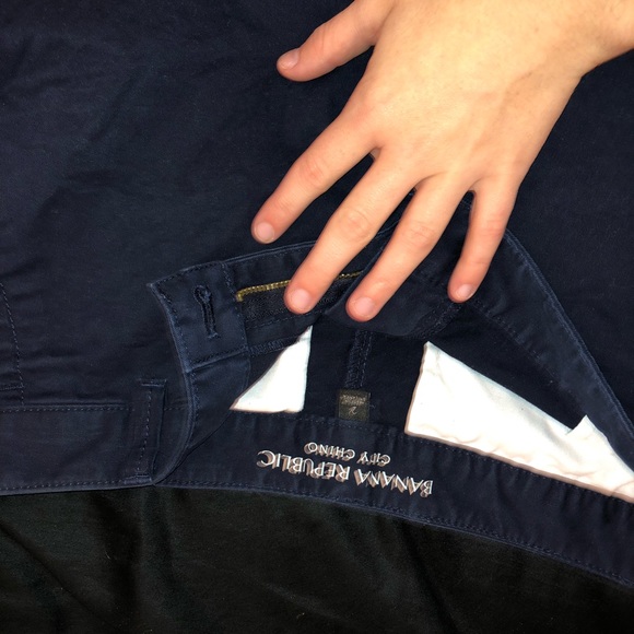 navy fingertip shorts - Picture 2 of 2